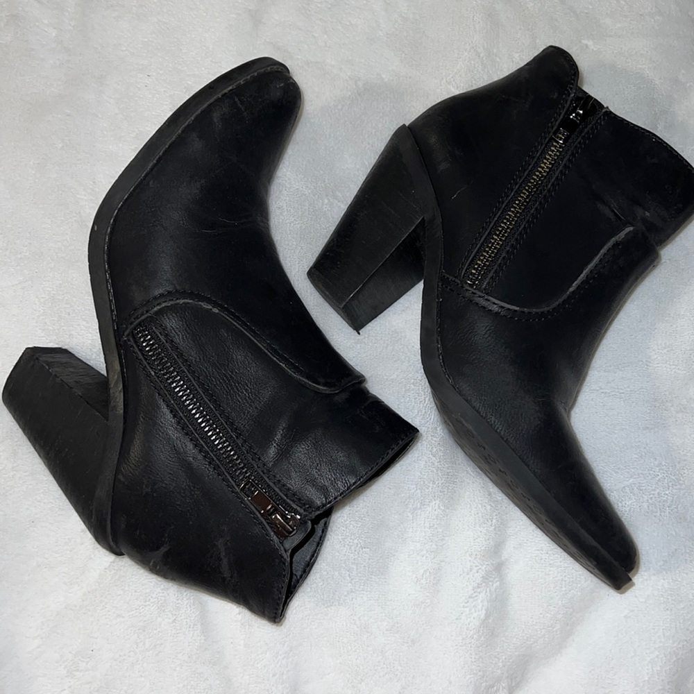 Dolce Vita Booties